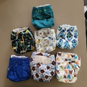 Lot of 7 Thirsties All-in-One newborn & size 1 diapers and Dekor wet bag